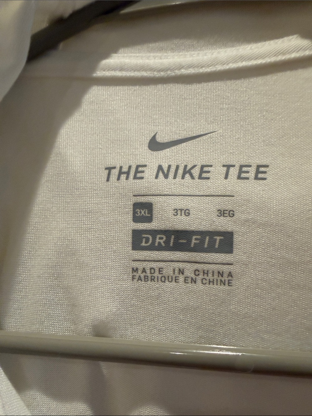 Nike White Hooded Short-Sleeve Shirt with Gray Camo Panel - Picture 4 of 4